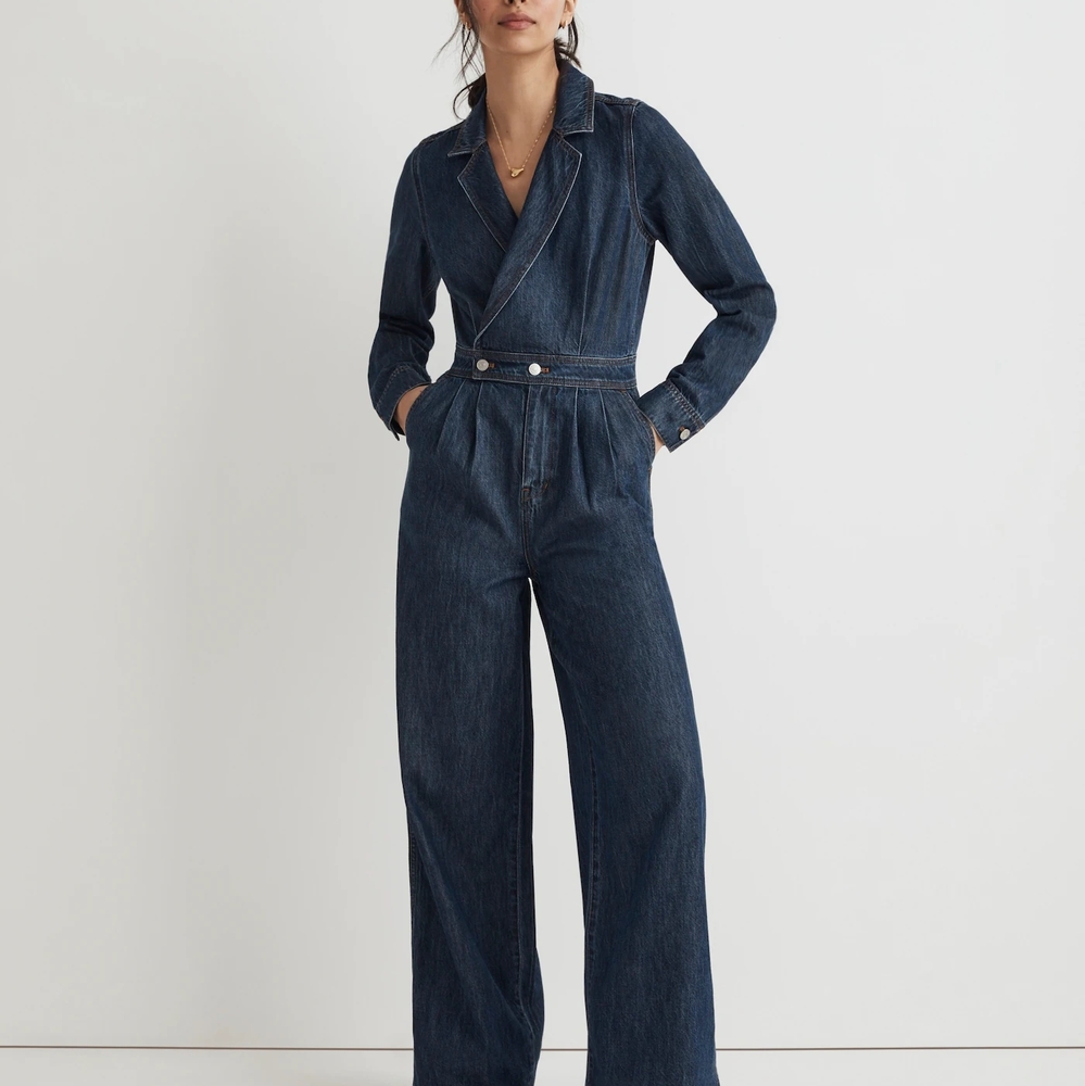 Madewell Denim Jumpsuit in Norvell Wash - Picture 2 of 7